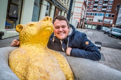 Hans Petter Moen til GREASE.