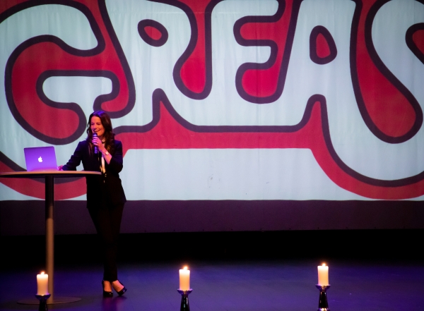 Audition for damer mellom 40-70 &aring;r.